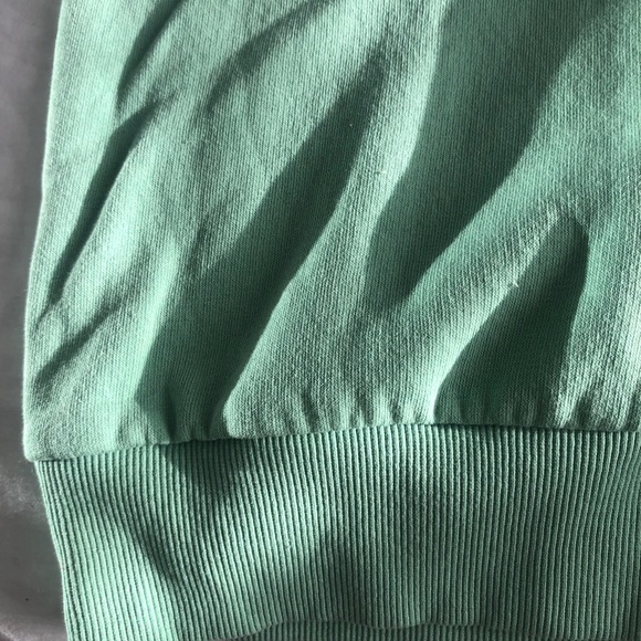 Sage green pullover - Picture 7 of 7